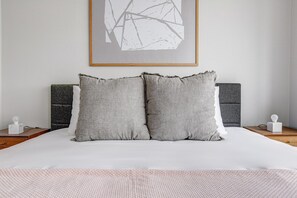 1 makuuhuone, silitysrauta/-lauta, Wi-Fi, vuodevaatteet