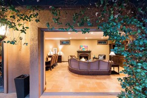 Interior - 5 Minutes to BNP Open Tennis - Luxury Home (Indian Wells)