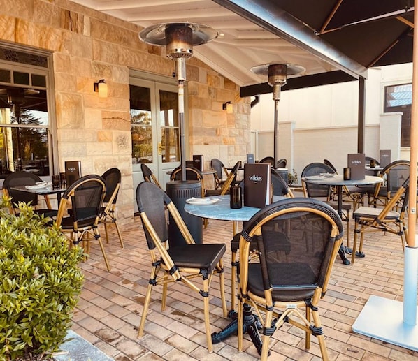 Daily cooked-to-order breakfast (AUD 30 per person)