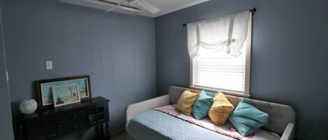 3 habitaciones, tabla de planchar con plancha y wifi gratis