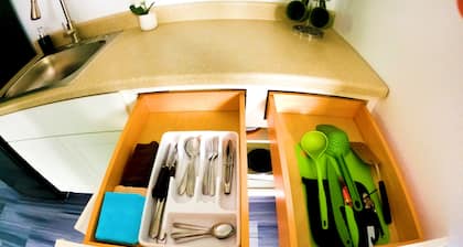 #5 ⭐Cozy Vacation Getaway⭐Hot Spot⭐Self CheckIn