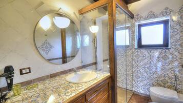 Douche, serviettes fournies