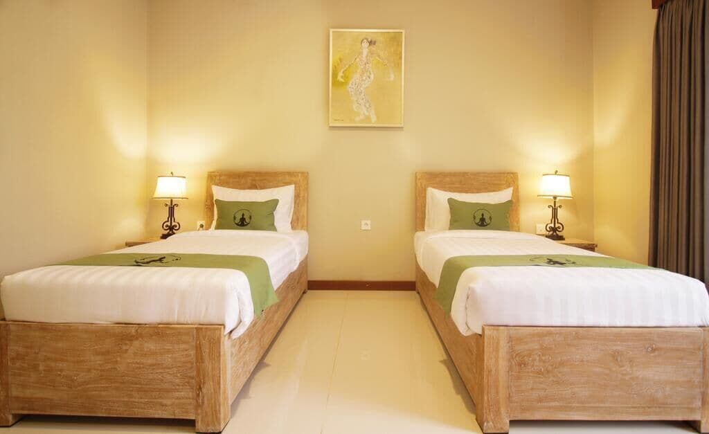 Deluxe Room, 1 Double Bed | Minibar, desk, iron/ironing board, free WiFi