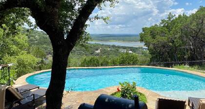 Secluded Retreat w/Private Pool, Epic Views, Room for the whole family!