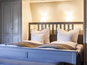 3 Schlafzimmer, Reisekinderbett, WLAN, Bettwäsche