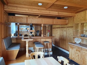 Bar (en la propiedad)