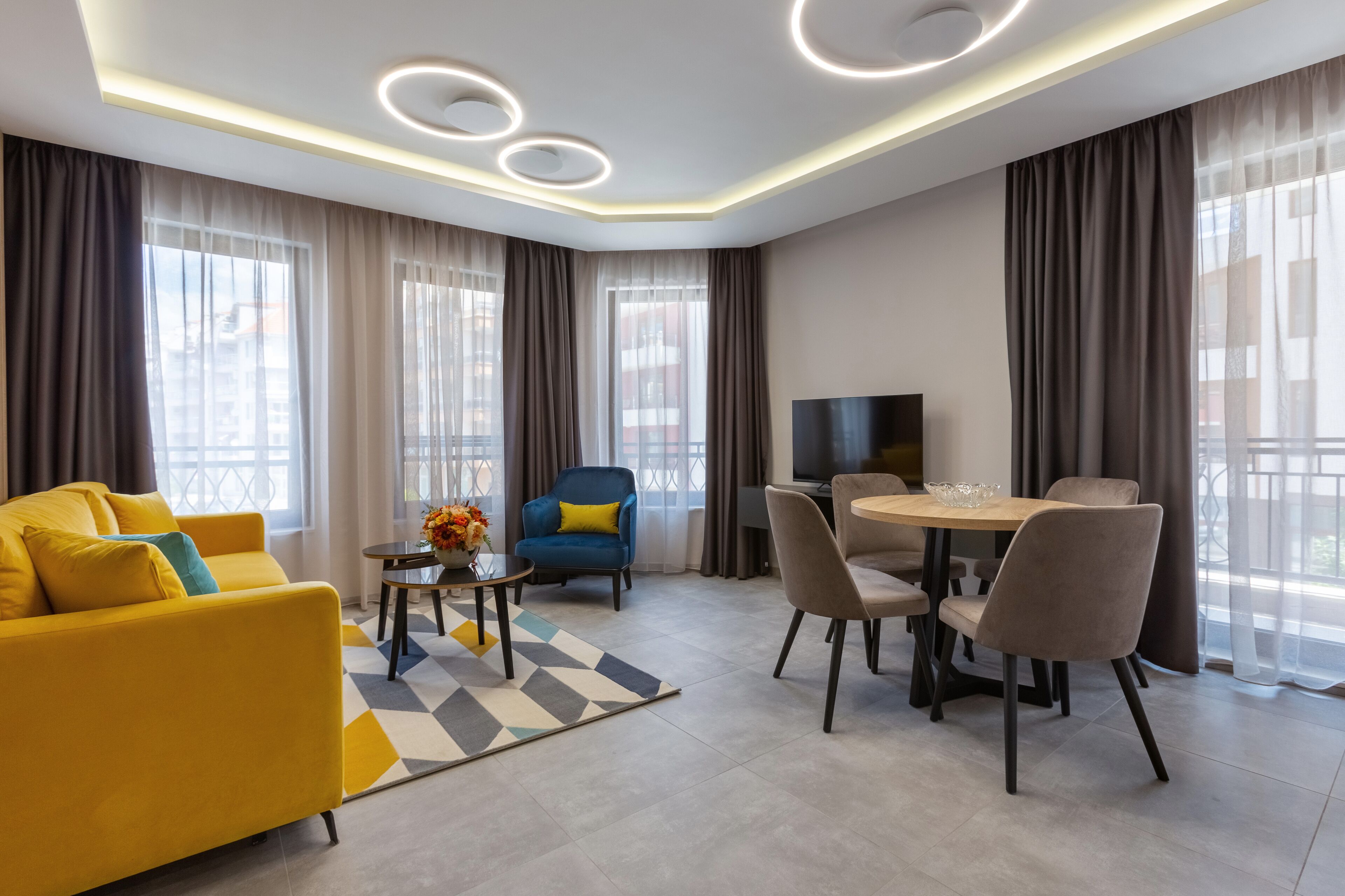 Comfort Apartment | Living area | 42-inch LED TV with satellite channels, TV, Netflix