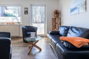 TV, fireplace - Neues Urlauberdorf Hs. 25 c (Ostseebad Boltenhagen)