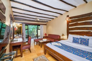 Deluxe Room - WelcomHeritage Jungle Home (Kurai)