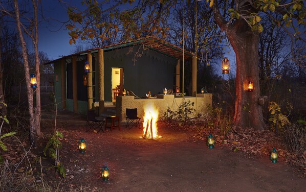 Tempat makan outdoor