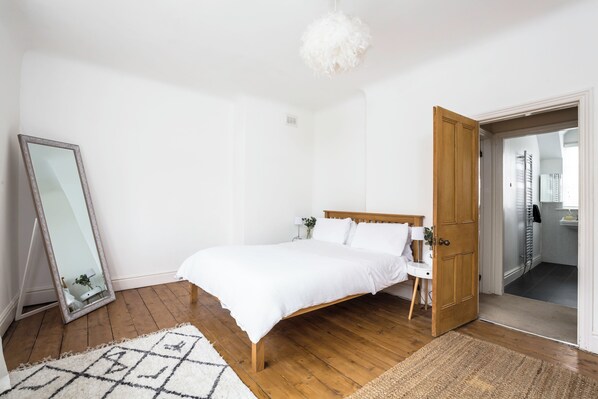 2 bedrooms, iron/ironing board, travel crib, free WiFi