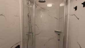 Bathroom - Etal Luxury Room with private bathroom in the heart of Old Town (Dubrovnik)