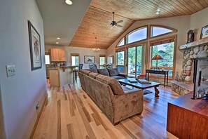 TV, fireplace - Mountain Home with Decks, Walk to Gondola (Steamboat Springs)
