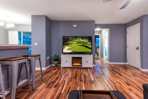 Smart TV, fireplace, DVD player, offices