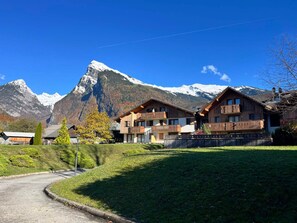 Exterior - Cozy duplex near gondola, balcony & WIFI (Samoëns)