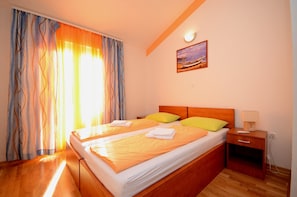 Apartment, 1 Queen Bed with Sofa bed | 1 bedroom, iron/ironing board, free WiFi, bed sheets