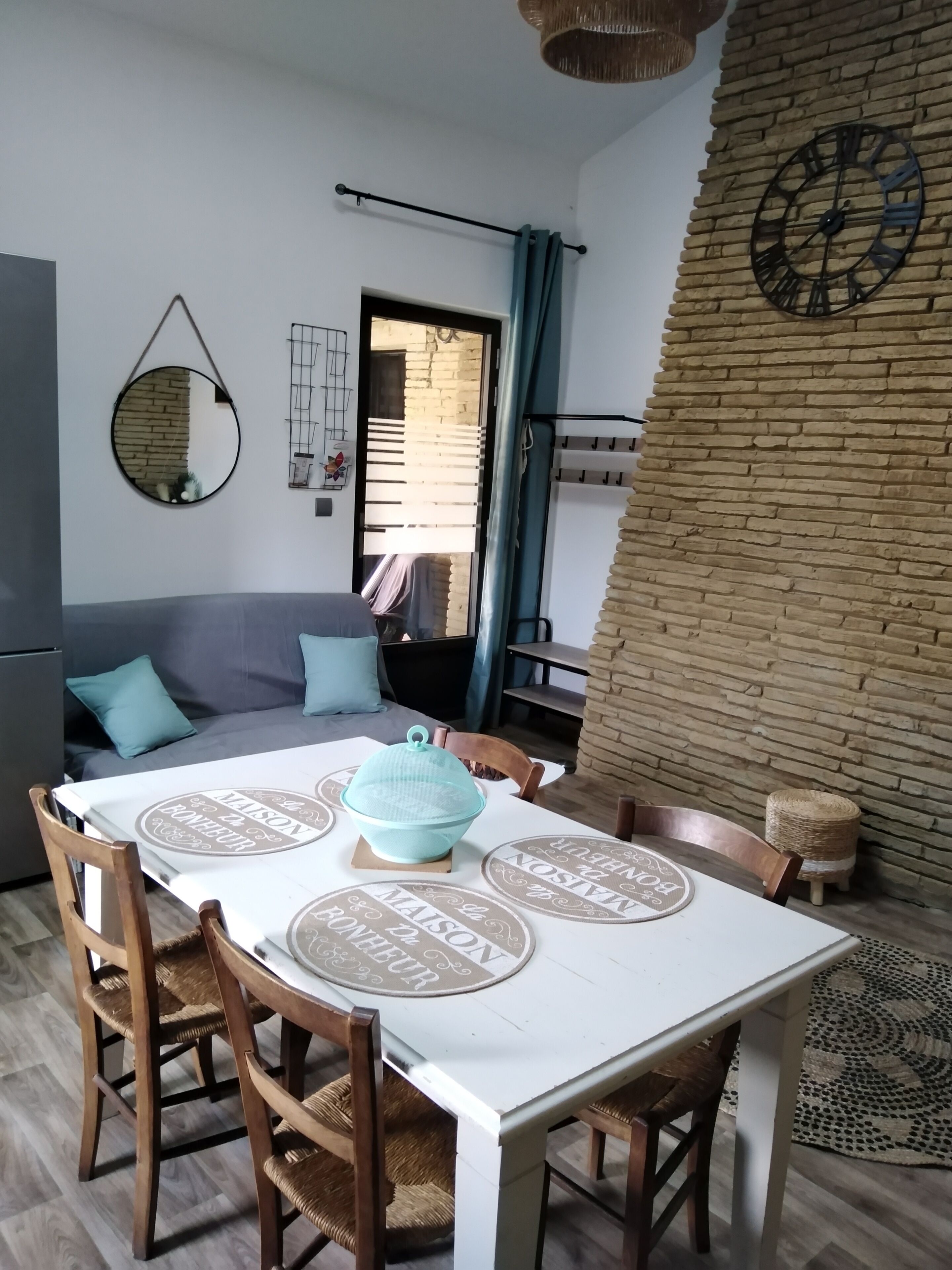 Televisie en een kantoor