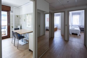 2 Schlafzimmer, Bügeleisen/Bügelbrett, WLAN, Bettwäsche