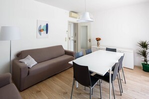Unclassified image, 5 of 20, button - Appartamento Calmo 1SX (Venezia)