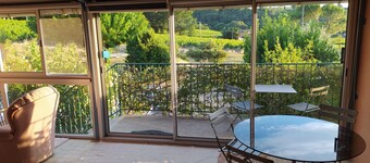 Logement Dans Mas au Milieu des Vignes