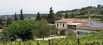 Logement Dans Mas au Milieu des Vignes