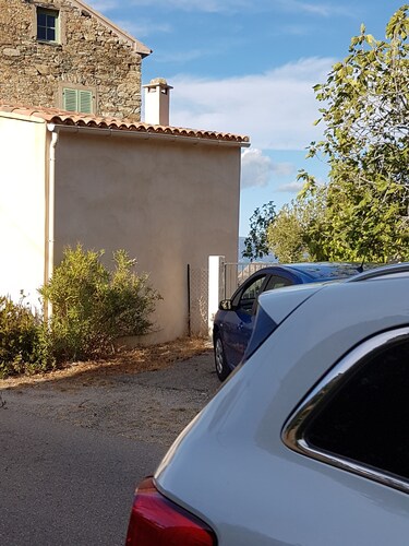 Petit logement à 15 minutes de Saint Florent vue sur le CAP CORSE