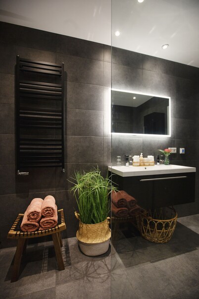 Luxurious LOFT of 80m2 on the Oudegracht in the center of Utrecht