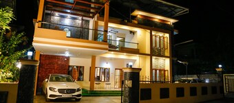 Posh 4 BHK-FF at BELLJEM Homes in Housing colony close to city