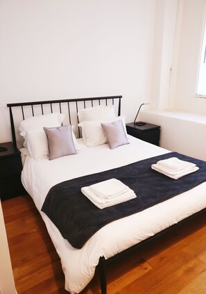3 habitaciones, tabla de planchar con plancha y wifi gratis