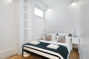 3 chambres, fer et planche à repasser, accès au Wi-Fi (inclus)