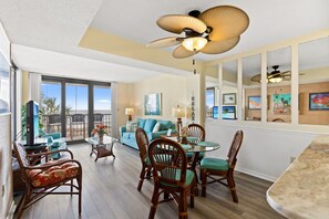 Unclassified image, 3 of 20, button