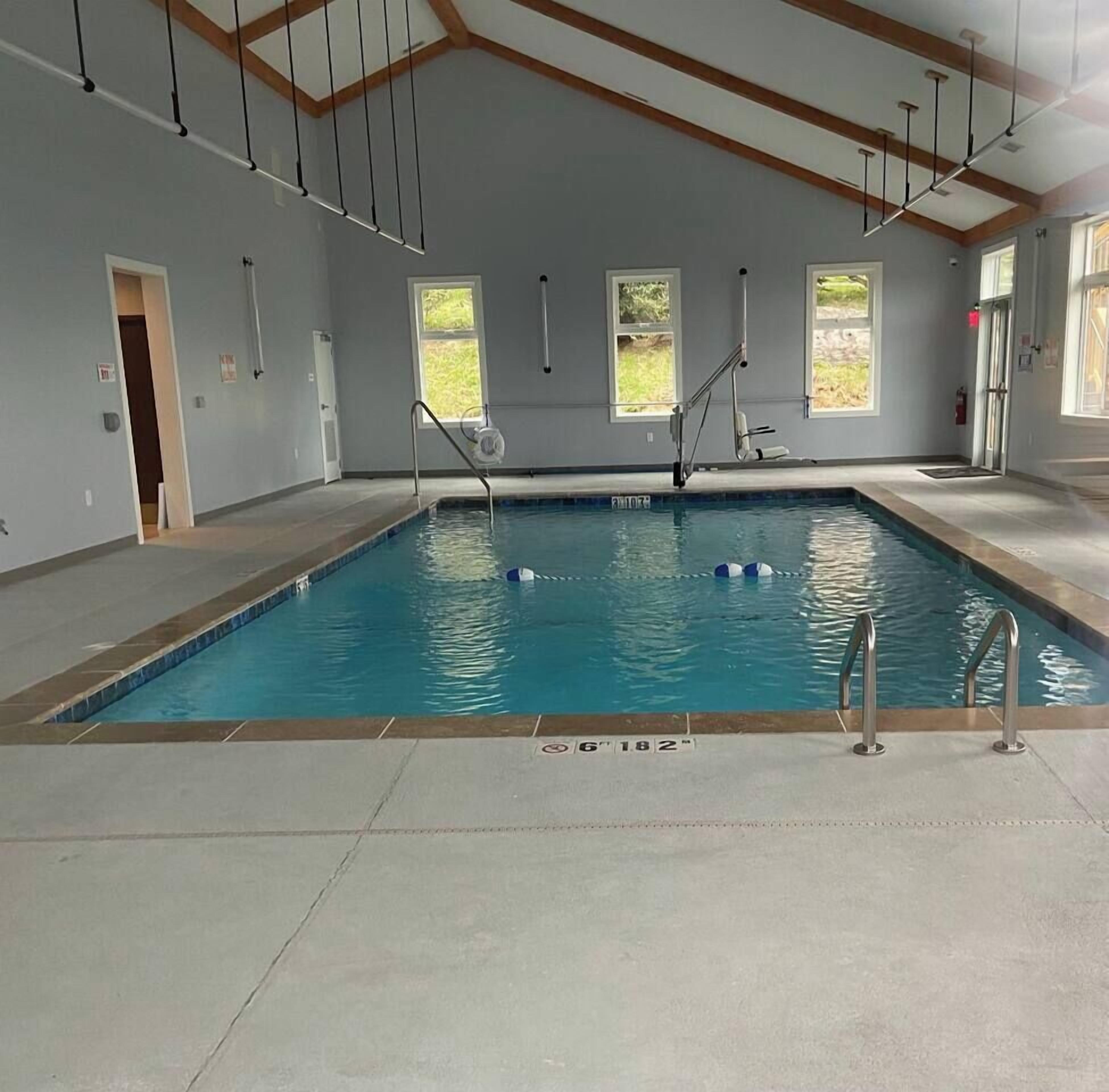 Indendørs pool, opvarmet pool