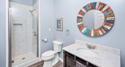 Fort Morgan Marina 2 | 1BR Waterfront Condo | Bay View
