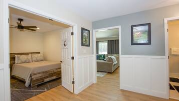 4 chambres, fer et planche à repasser, Wi-Fi gratuit, draps fournis