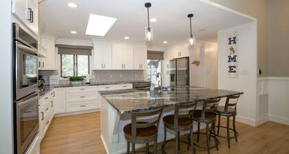 25 McQueen - 4 Bedroom House with Pool