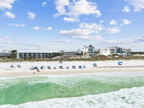 On the beach - Gulf Front Townhome w/Private Beach Access & Stunning Views | Great for Families (Seagrove Beach)