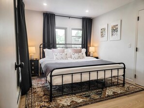 6 dormitorios, tabla de planchar con plancha, wifi y ropa de cama