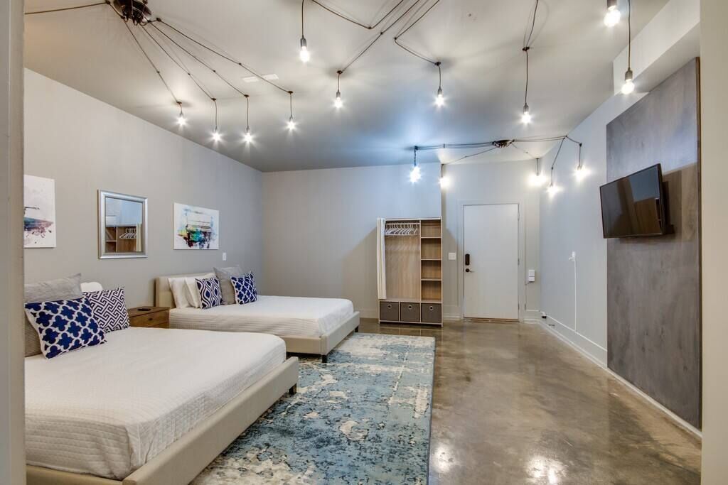 Gorgeous, Spacious, Relaxing Condo in the Heart of Music City!