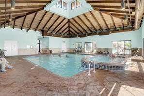 Indoor pool - SeaChase 1002W BY Liquid Life (Orange Beach)