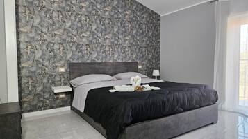 Chambre Deluxe Double ou avec lits jumeaux, 1 chambre, salle de bains attenante, vue montagne