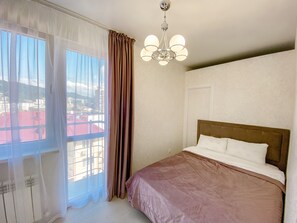 Luxury-Apartment | 1 Schlafzimmer, hochwertige Bettwaren, Schreibtisch