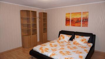 1 Schlafzimmer, WLAN, Bettwäsche