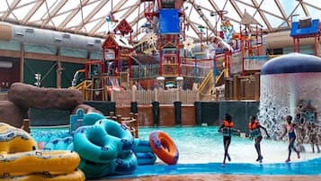 Piscine couverte, piscine extérieure