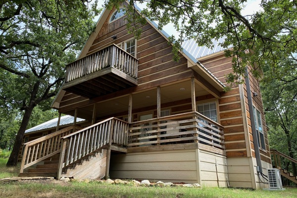 Longhorn Lodge, Gordonville, TX