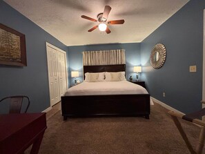 2 chambres, fer et planche à repasser, Wi-Fi gratuit, draps fournis