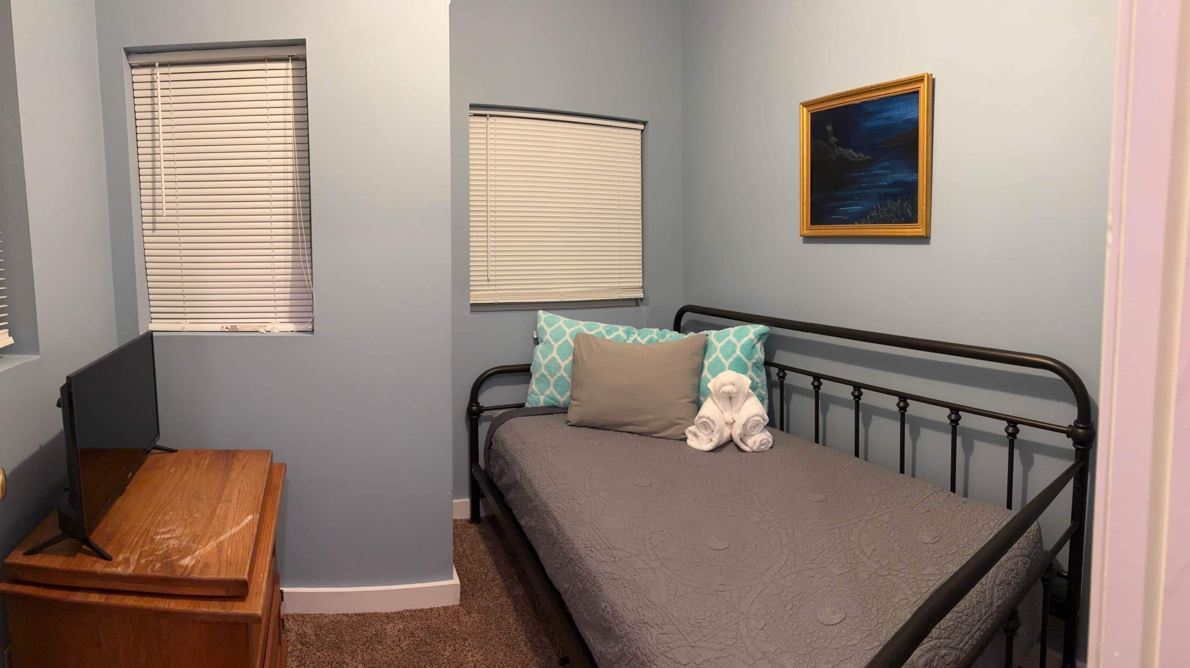 1 bedroom, iron/ironing board, free WiFi, bed sheets