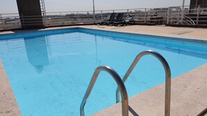 Pool - Apart. Lisbon, Swimming pool, Metro, Garage (Lisboa)