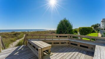 Beach/ocean view