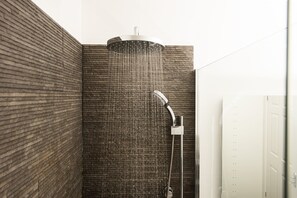 Dusche, Haartrockner