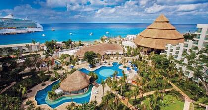 Modern Studio at Cozumel with Private Beach Area